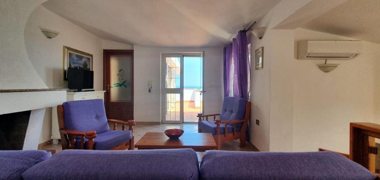 Appartamento Terrazza Vista Mare 卡拉古诺内 外观 照片