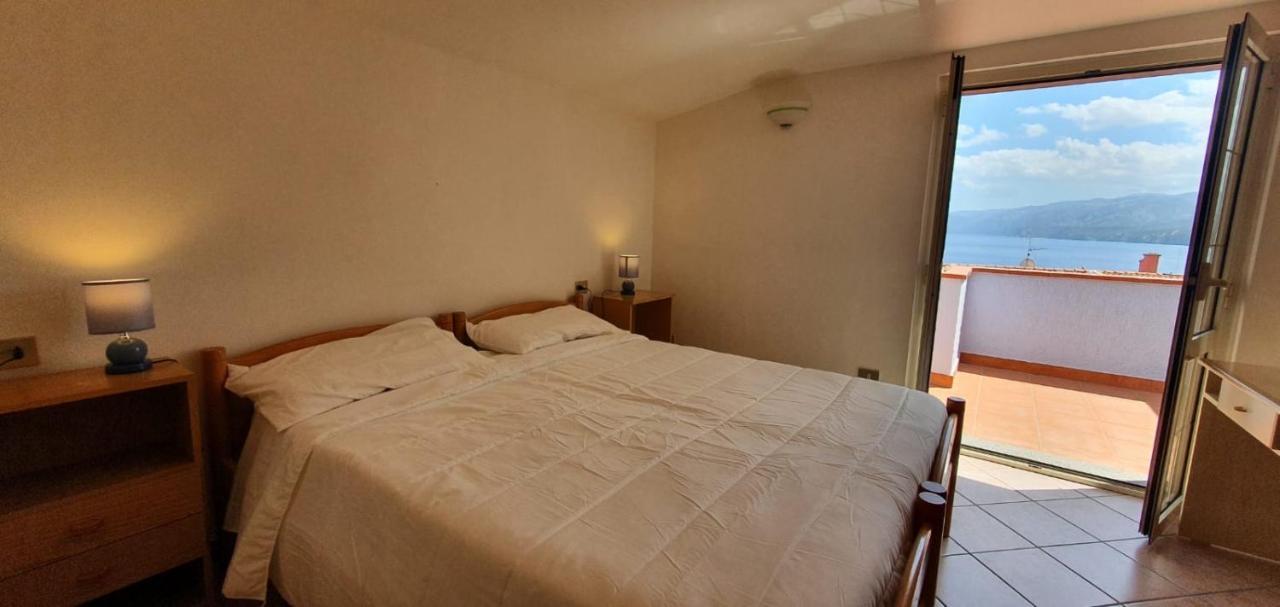 Appartamento Terrazza Vista Mare 卡拉古诺内 外观 照片